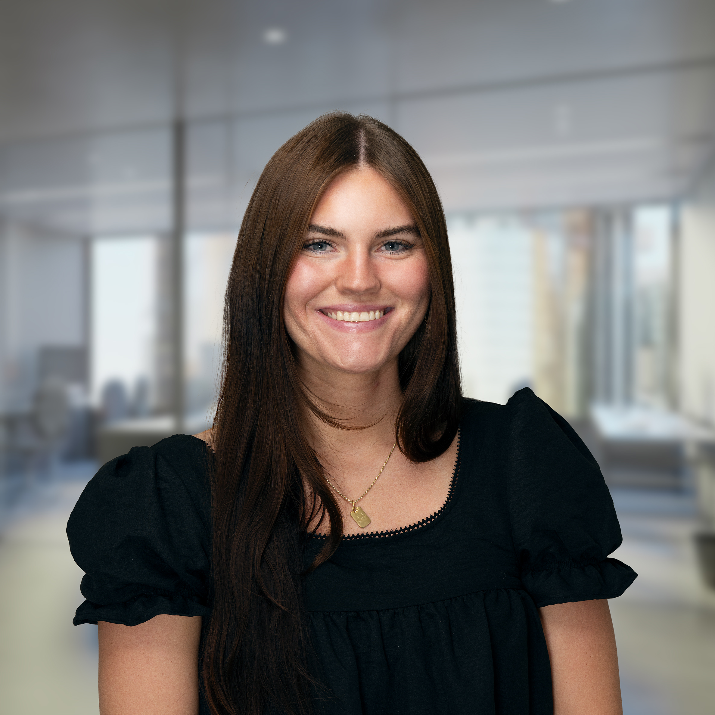 An image of Yara Paiva, a member of the accounting team at Keystone Commercial Real Estate.